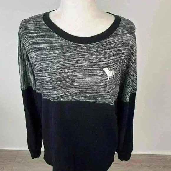 Victoria’s Secret PINK Black & Grey Pullover Size M - Picture 2 of 9